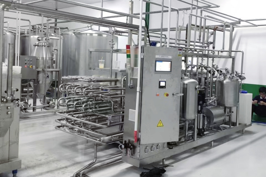 Quel pays est leader en matière de production laitière ?