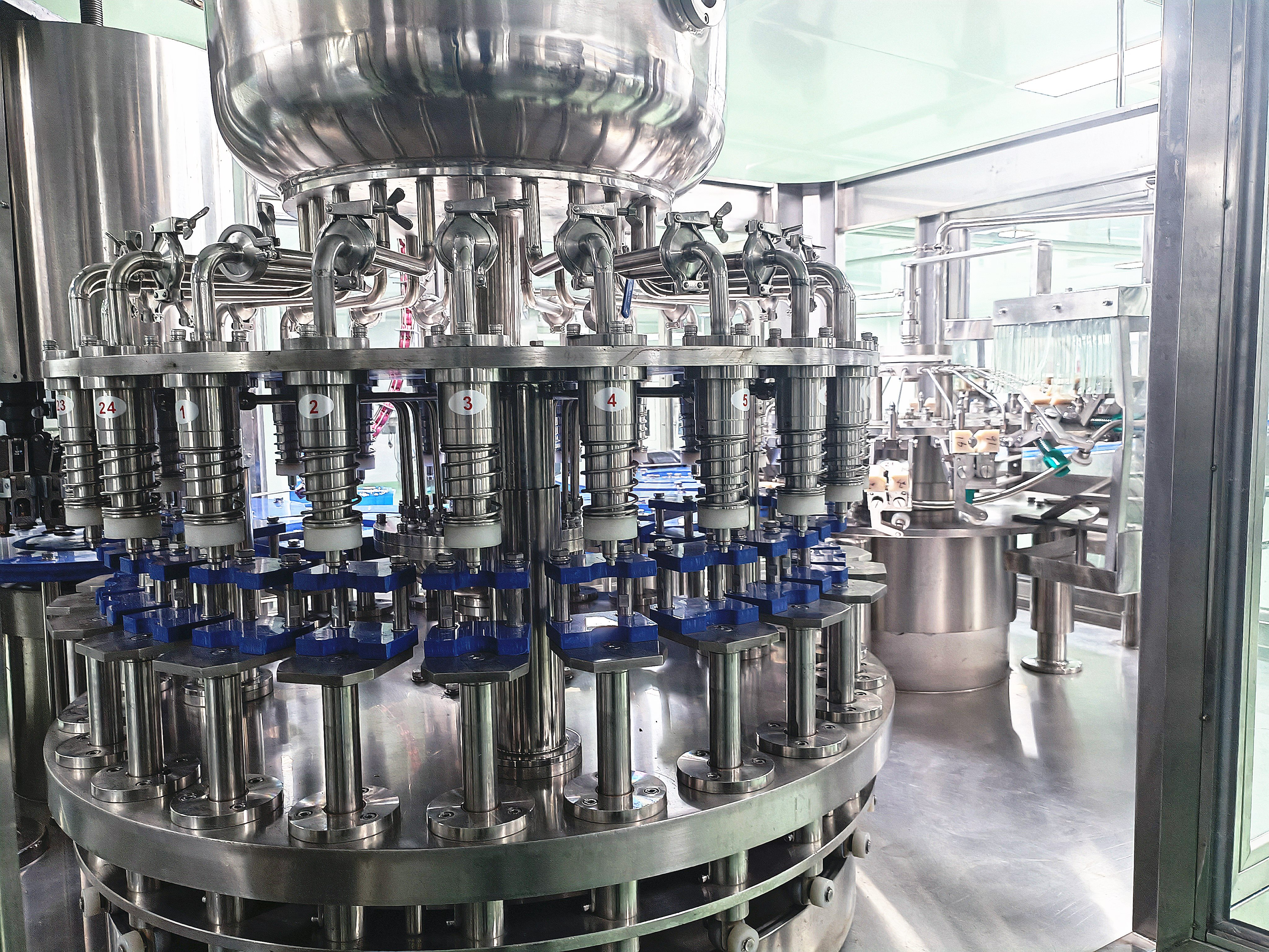 Quel est l'avantage de la machine de remplissage en carton aseptique?