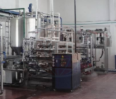Aper&ccedil;u de l'&eacute;quipement de la ligne de production de confiture de fruits